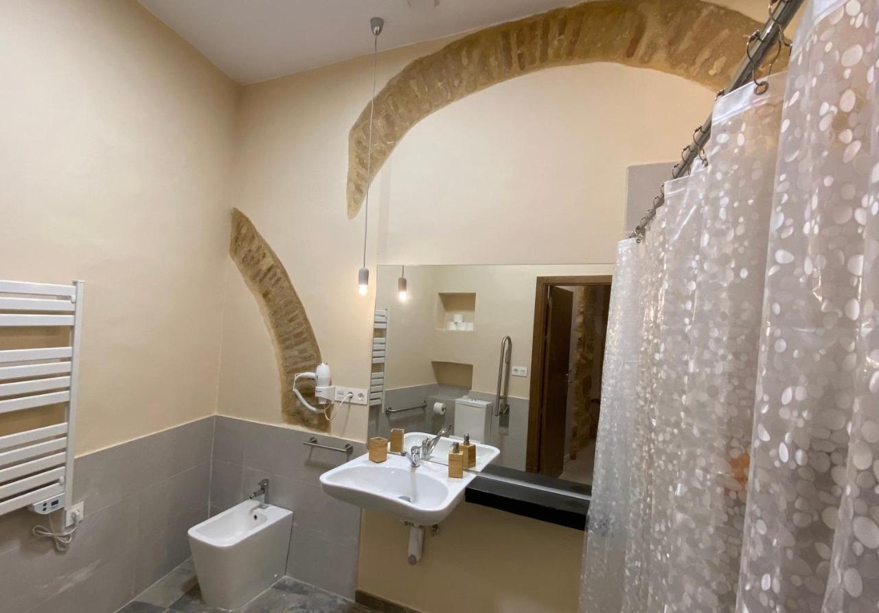 Gadeiras Suites - Apartamentos Turisticos De 2 Llaves Cadiz Bagian luar foto